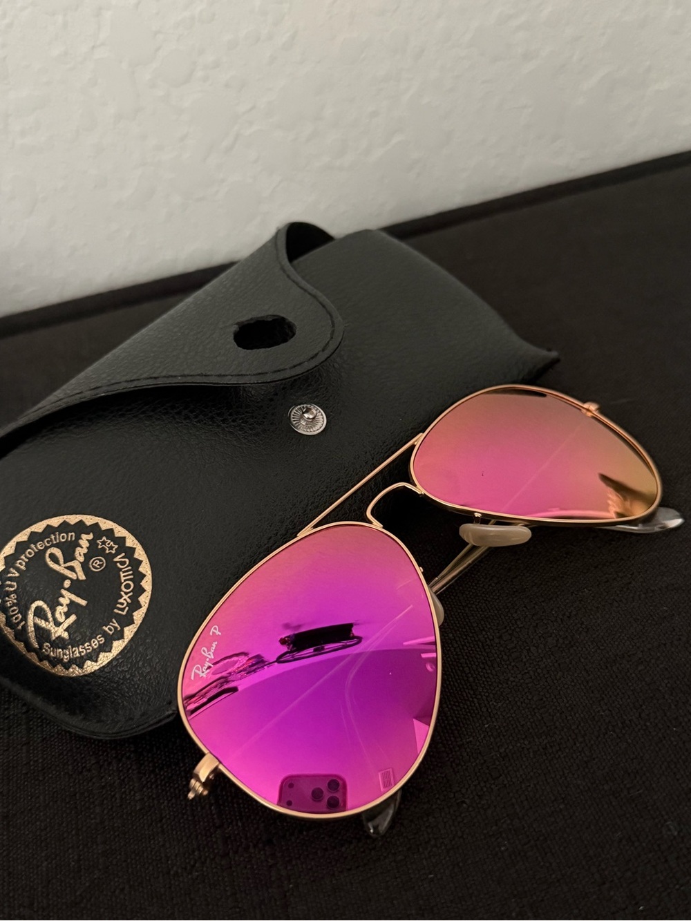 Ray-Ban Aviator Sunglasses - Gold Frame with Pink Gradient Lenses